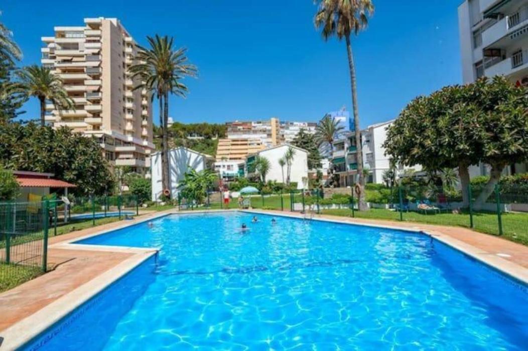 Arpa De Treboles - Carihuela Views! Apartamento Torremolinos Exterior foto